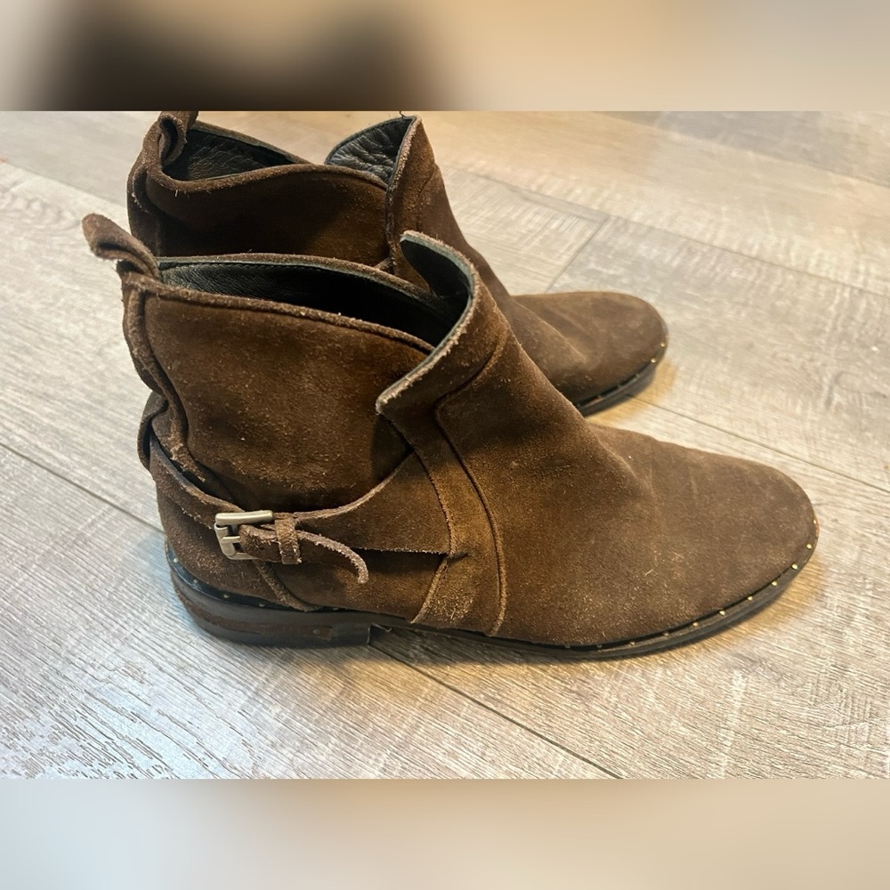 Freda Salvador Brown Suede Booties Size 7.5 $450